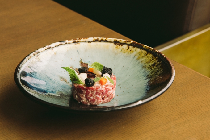 Gỏi bò vị phở trong nhà hàng Michelin ở Hà Nội